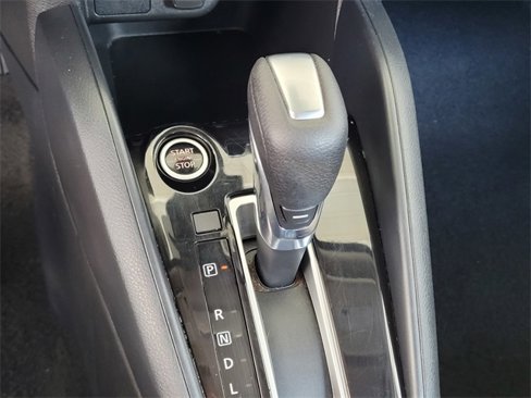 Used 2021 Nissan Versa SV image 19