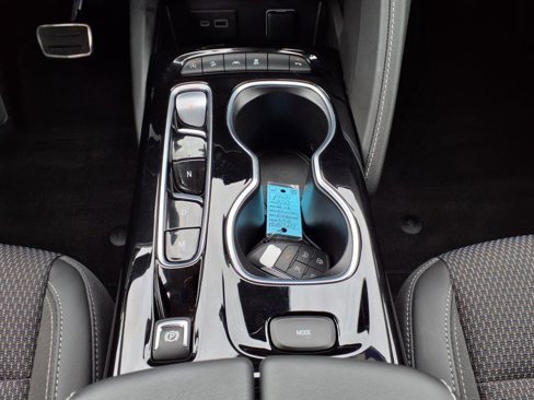 Certified 2023 Buick Envision Preferred w/ Sport Touring Package image 9