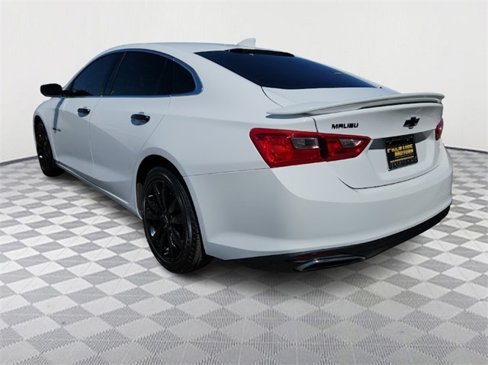 Used 2021 Chevrolet Malibu RS image 5