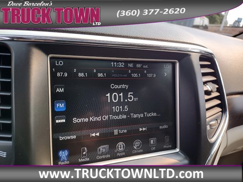 Used 2015 Jeep Grand Cherokee Laredo w/ Quick Order Package 23E image 28