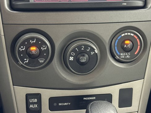 Used 2013 Toyota Corolla L image 18