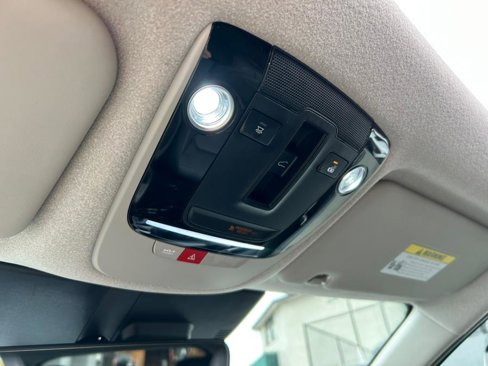 Used 2023 Kia Niro Wave image 33