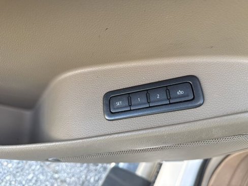 Used 2019 GMC Yukon XL SLT w/ Open Road Package image 27