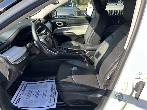 Used 2022 Jeep Compass Limited w/ Elite Group image 14