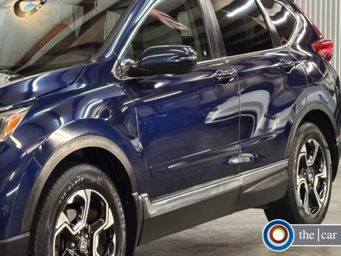 Used 2017 Honda CR-V Touring image 2