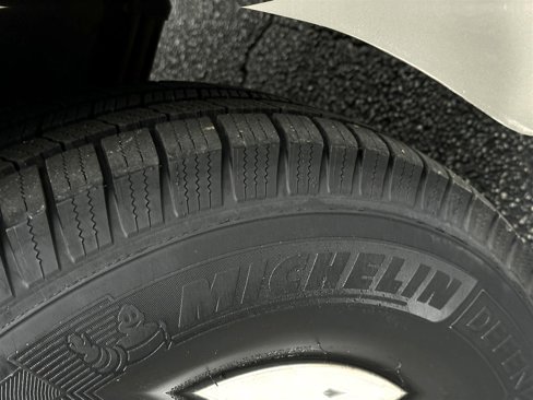 Used 2002 Chevrolet Express 1500 LT image 45