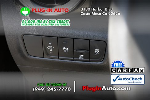 Used 2023 Hyundai Kona Limited image 23