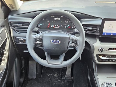 Used 2021 Ford Explorer 2WD image 13