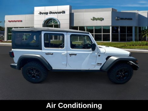 Used 2022 Jeep Wrangler Unlimited Sport image 11