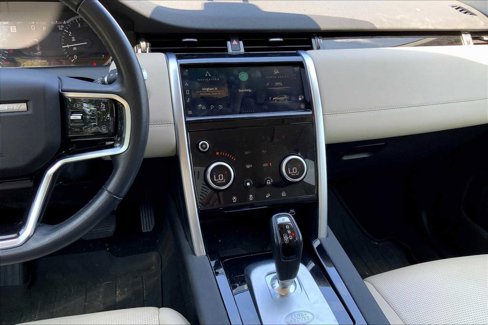 Used 2023 Land Rover Discovery Sport S image 6