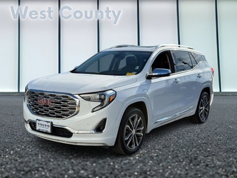 Used 2019 GMC Terrain Denali w/ Advanced Safety Package image 9