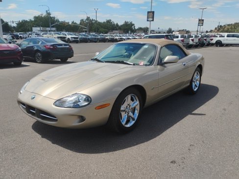 Used 1999 Jaguar XK8 Convertible image 3