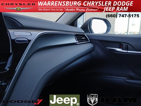 Used 2023 Toyota Camry SE image 25