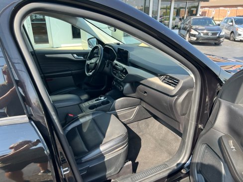 Used 2021 Ford Escape SEL image 10