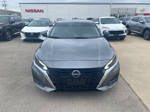 Used 2024 Nissan Altima 2.5 S image 9