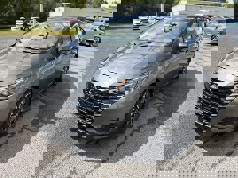 New 2025 Nissan Versa SV w/ Trunk Package image 3