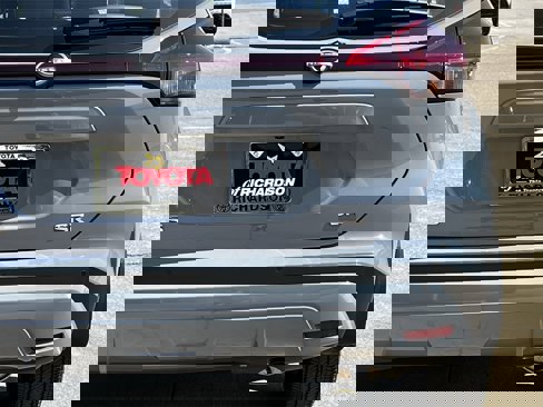 Used 2023 Nissan Kicks SR w/ SR Premium Package image 6