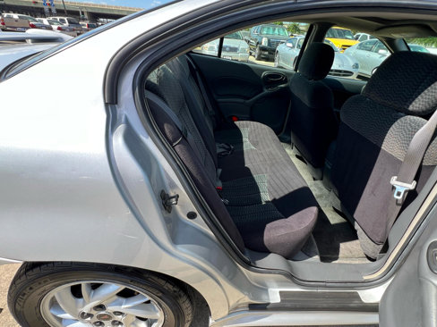 Used 2003 Pontiac Grand Am SE image 26