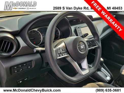 Used 2020 Nissan Kicks S image 6