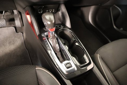 Used 2023 Chevrolet TrailBlazer RS w/ Sun and Liftgate Package image 9