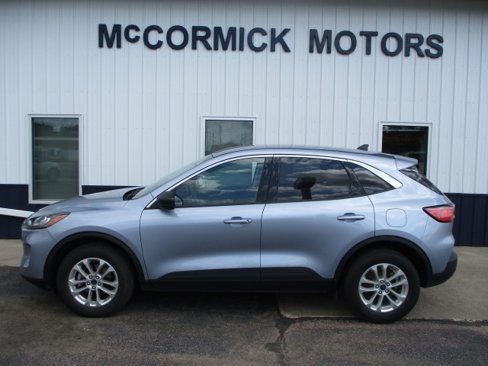 Used 2022 Ford Escape SE w/ Cold Weather Package image 1