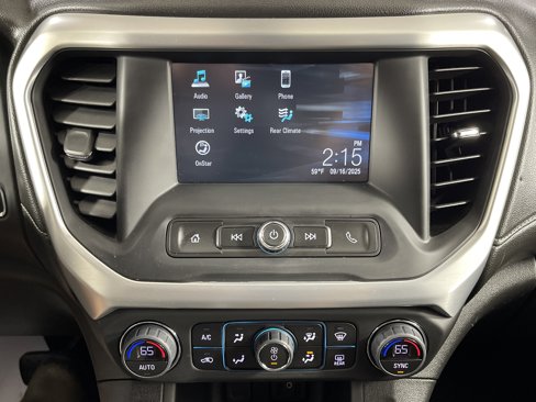 Used 2019 GMC Acadia SLE image 22