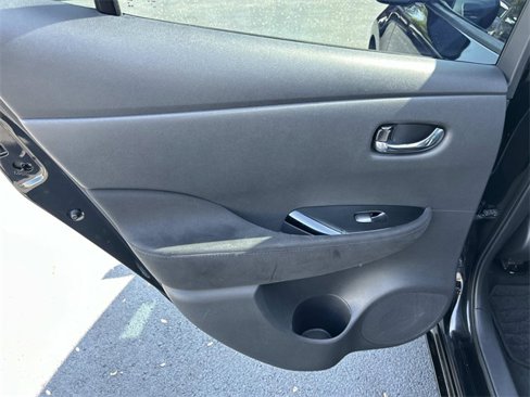 Used 2014 Nissan Leaf SV w/ LED & Quick Charge Package image 19