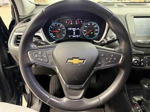 Used 2018 Chevrolet Equinox LT image 11