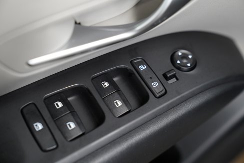 Used 2022 Hyundai Tucson SE image 17
