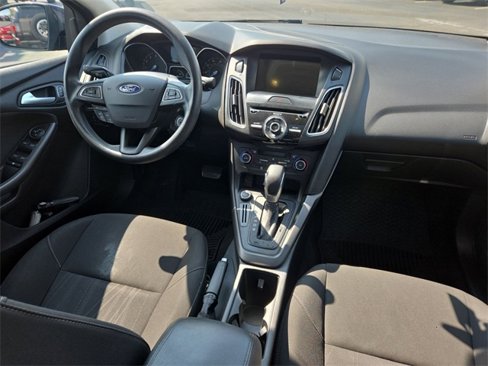 Used 2017 Ford Focus SEL image 27