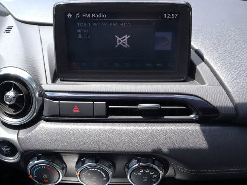 Used 2020 MAZDA MX-5 Miata Grand Touring image 11