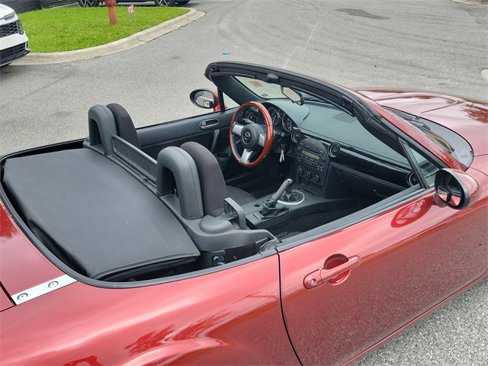 Used 2006 MAZDA MX-5 Miata image 10
