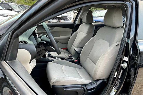Certified 2020 Kia Forte LXS image 7