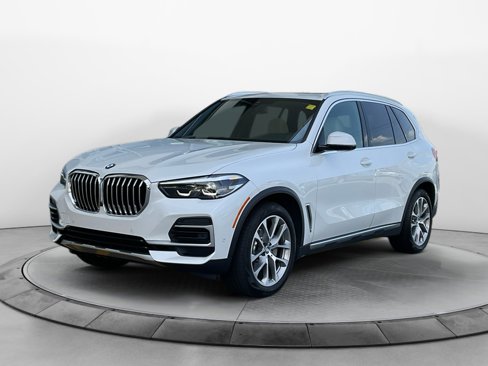 Used 2022 BMW X5 xDrive40i w/ Premium Package image 3