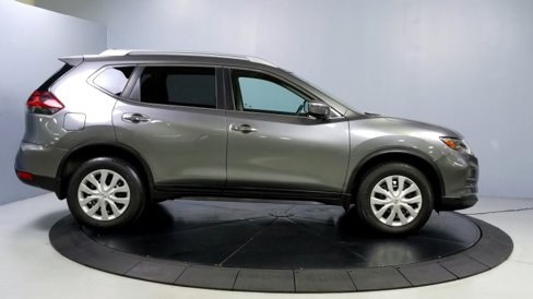 Used 2017 Nissan Rogue S w/ S Appearance Package image 7