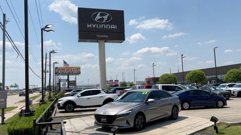 Certified 2023 Hyundai Elantra SEL image 41