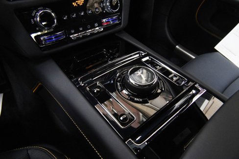 Used 2024 Rolls-Royce Spectre w/ Spectre Launch Package image 17