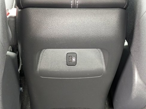 Used 2021 Nissan Sentra SV image 16