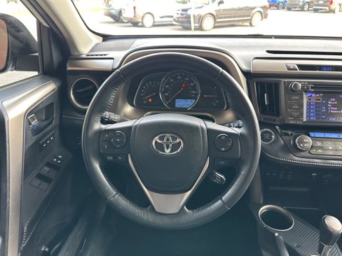 Used 2013 Toyota RAV4 Limited image 19