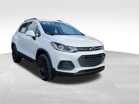 Certified 2022 Chevrolet Trax LT w/ Sport Edition image 7