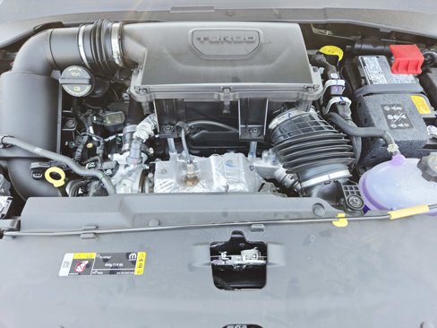 New 2025 Jeep Compass Latitude image 17