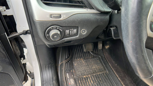 Used 2017 Jeep Cherokee Limited w/ Luxury Group image 25
