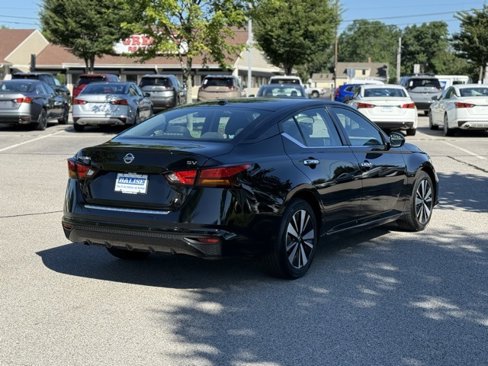 Used 2022 Nissan Altima 2.5 SV image 5