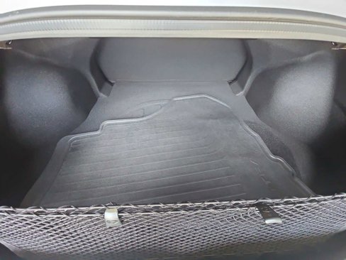 Used 2025 Hyundai Elantra SE image 28