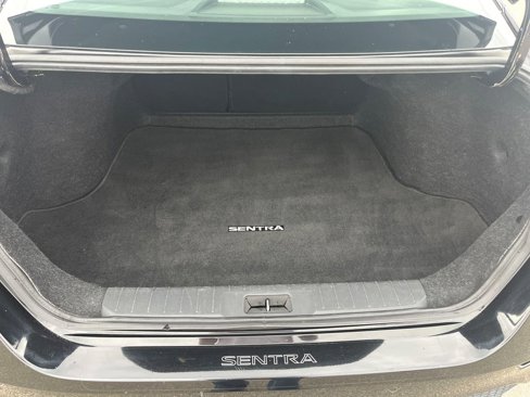 Used 2021 Nissan Sentra SV image 18