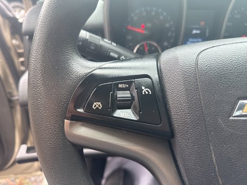 Used 2015 Chevrolet Malibu LT image 19