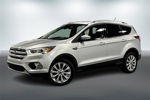 Used 2018 Ford Escape Titanium image 3
