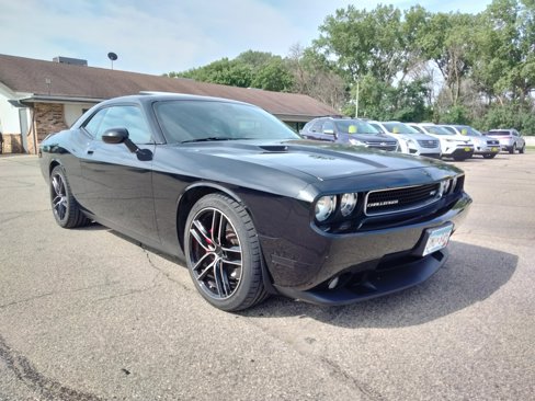 Used 2009 Dodge Challenger SRT8 w/ SRT Option Group II image 2