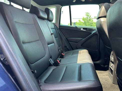 Used 2016 Volkswagen Tiguan SE image 15