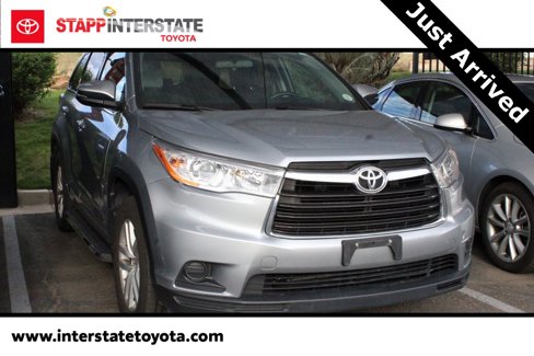 Used 2014 Toyota Highlander LE image 1